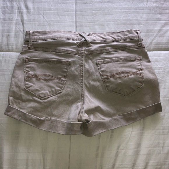 Abercrombie kids beige shorts - Picture 2 of 2